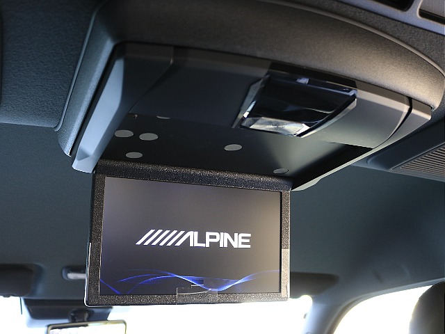 アルパイン製フリップダウンモニター