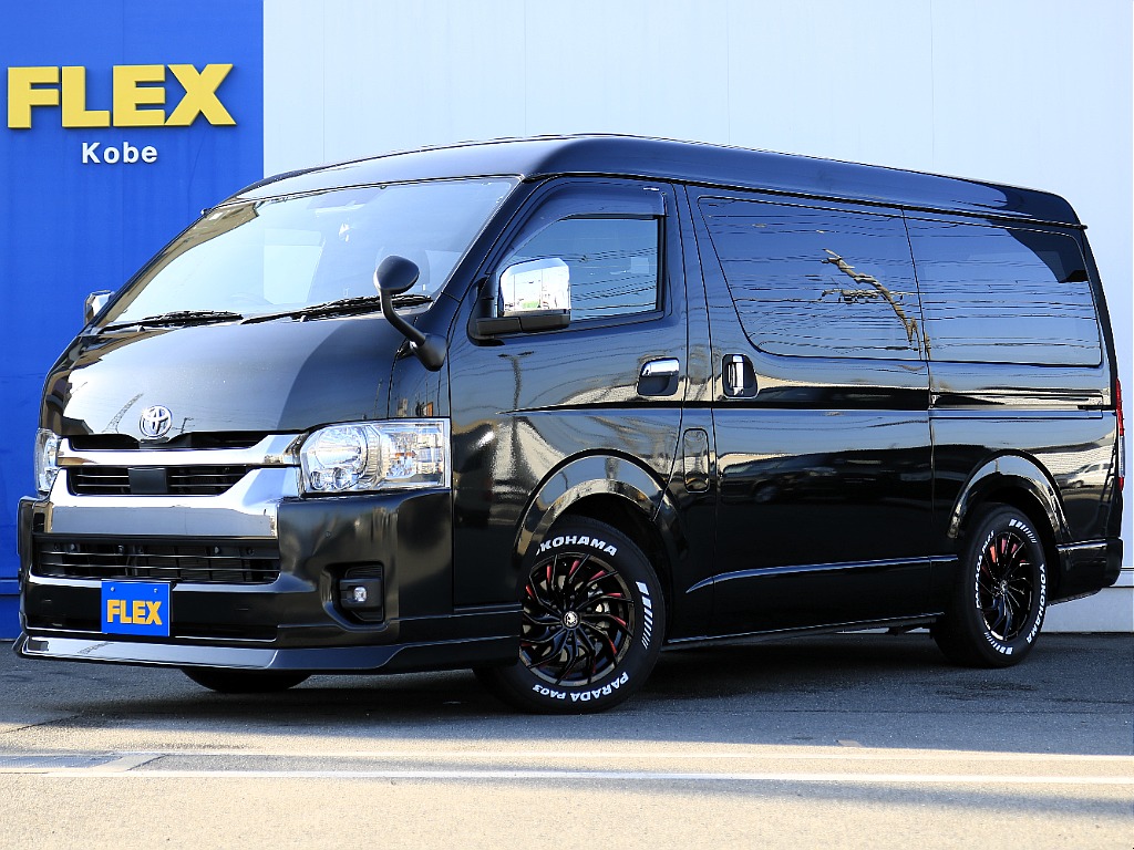 R4年ハイエースワイドVダークプライムⅡディーゼル２ＷＤカスタム車両の入庫