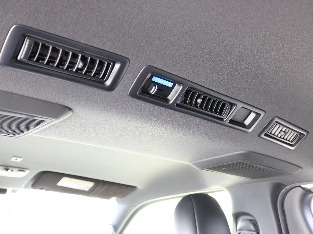 リヤヒーターリヤクーラー付き