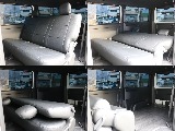大人３人乗車可能なリアシート