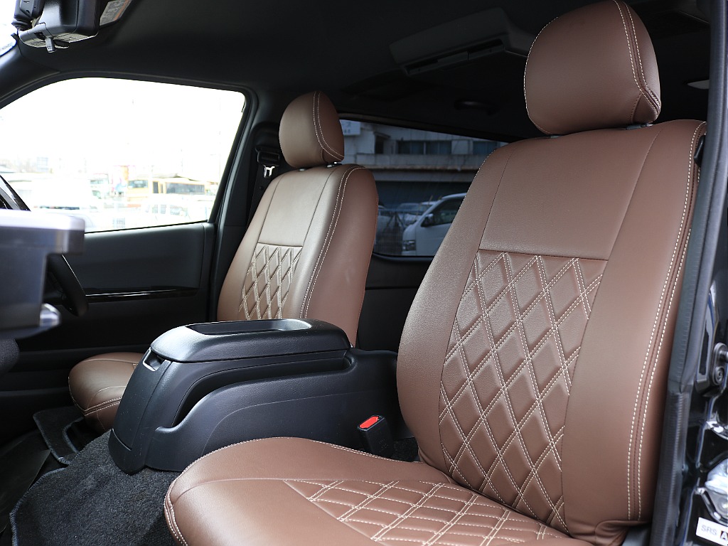 全席シートカバーを装着