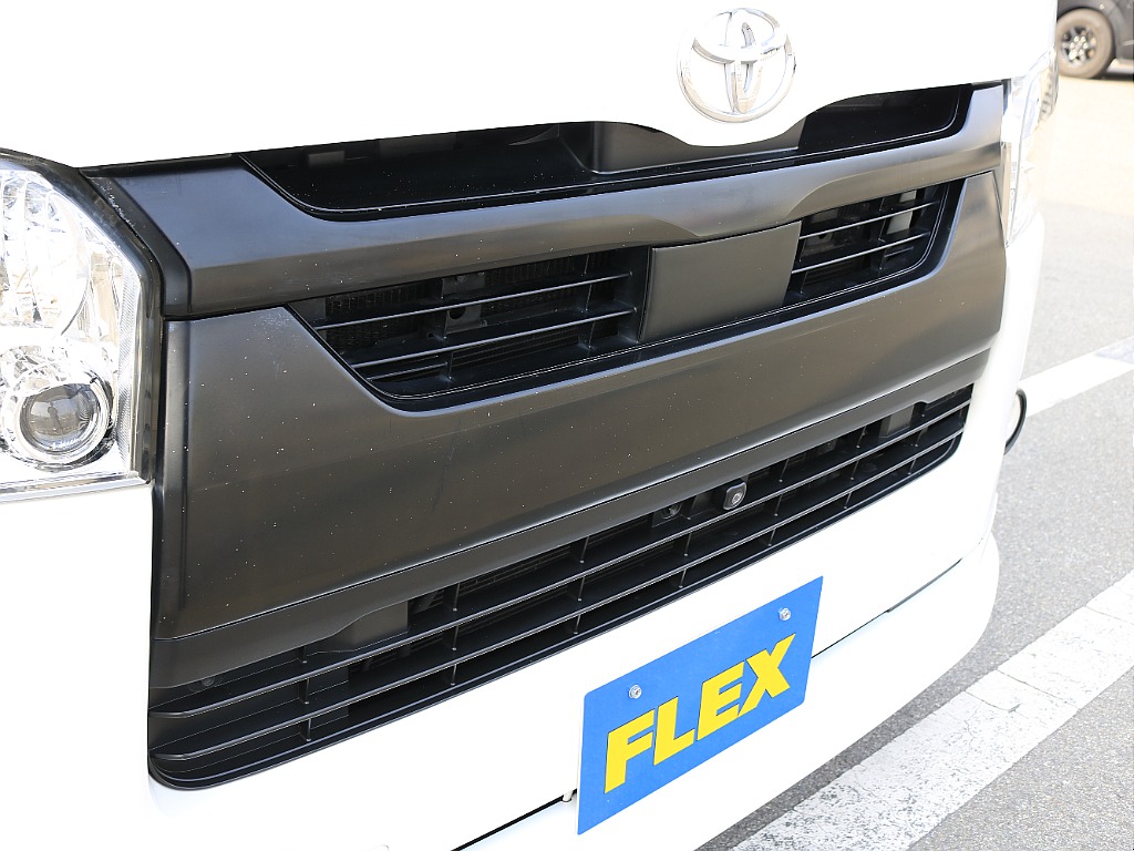 グリルマッドブラック塗装