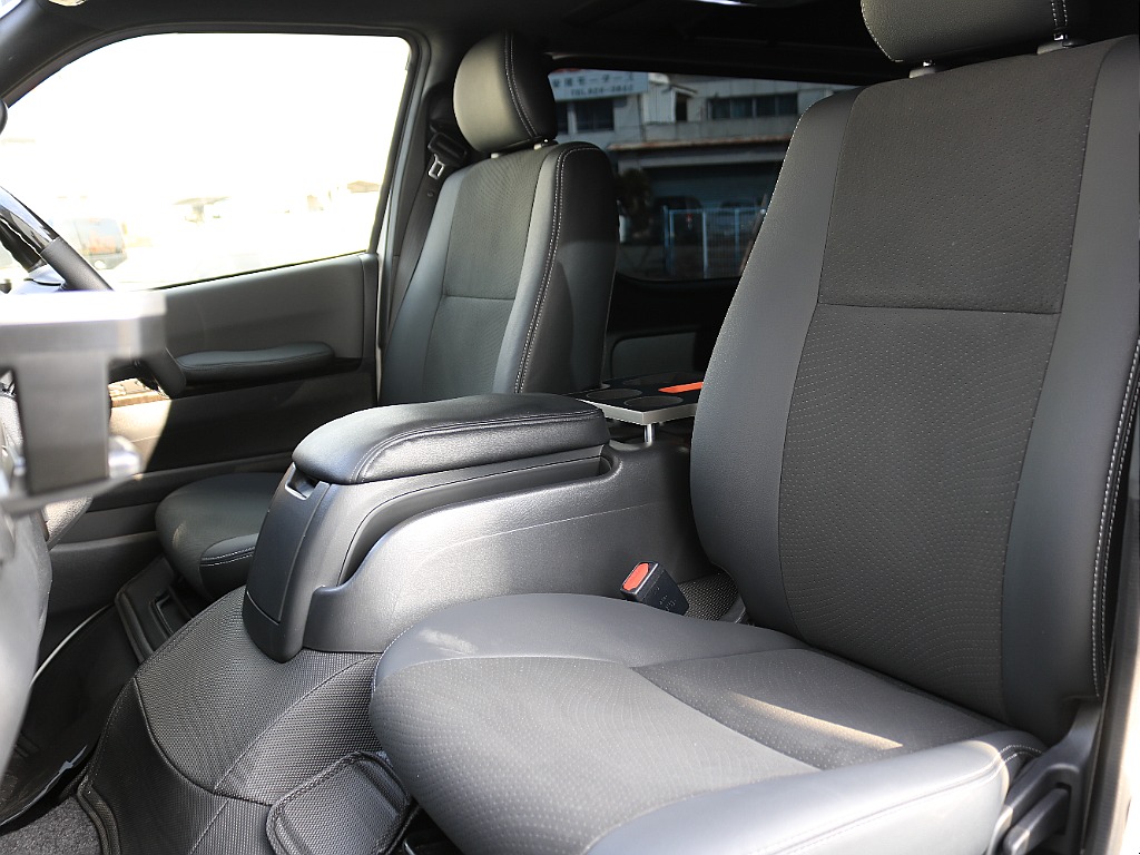 専用ハーフレザーシート