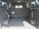内外装、足回り、ナビと欲しい装備をパッケージングでコンプリートカスタム★もちろん追加カスタムもお任せください！どんなカスタムもお任せください！お客様のニーズに合わせたご提案をさせていただきます！