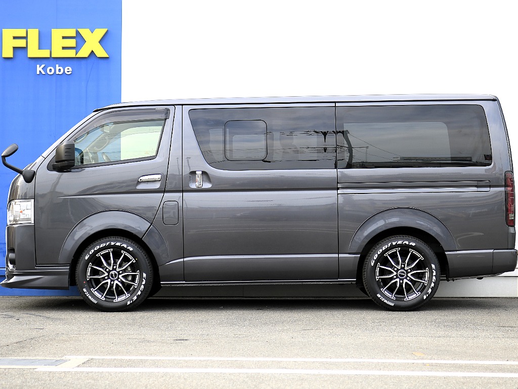 内外装、足回り、ナビと欲しい装備をパッケージングでコンプリートカスタム★もちろん追加カスタムもお任せください！どんなカスタムもお任せください！お客様のニーズに合わせたご提案をさせていただきます！