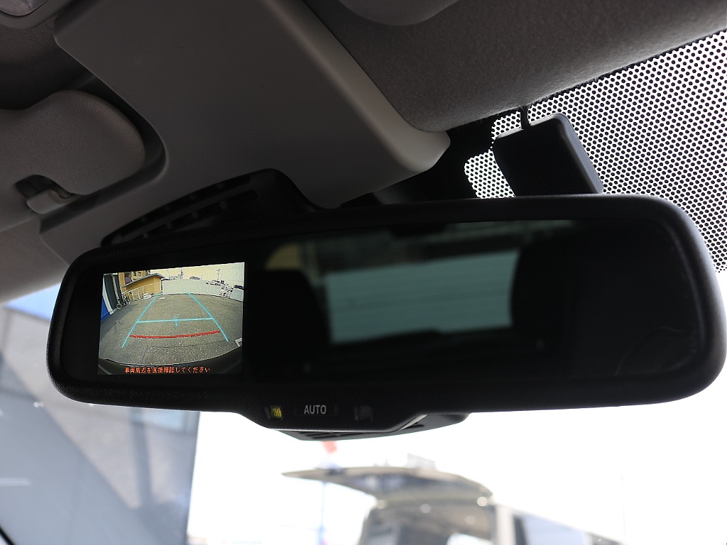 自動防眩付きバックカメラ