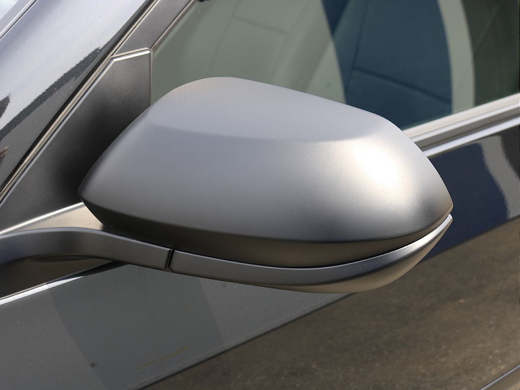 内外装、足回り、ナビと欲しい装備をパッケージングでコンプリートカスタム★もちろん追加カスタムもお任せください！どんなカスタムもお任せください！お客様のニーズに合わせたご提案をさせていただきます！