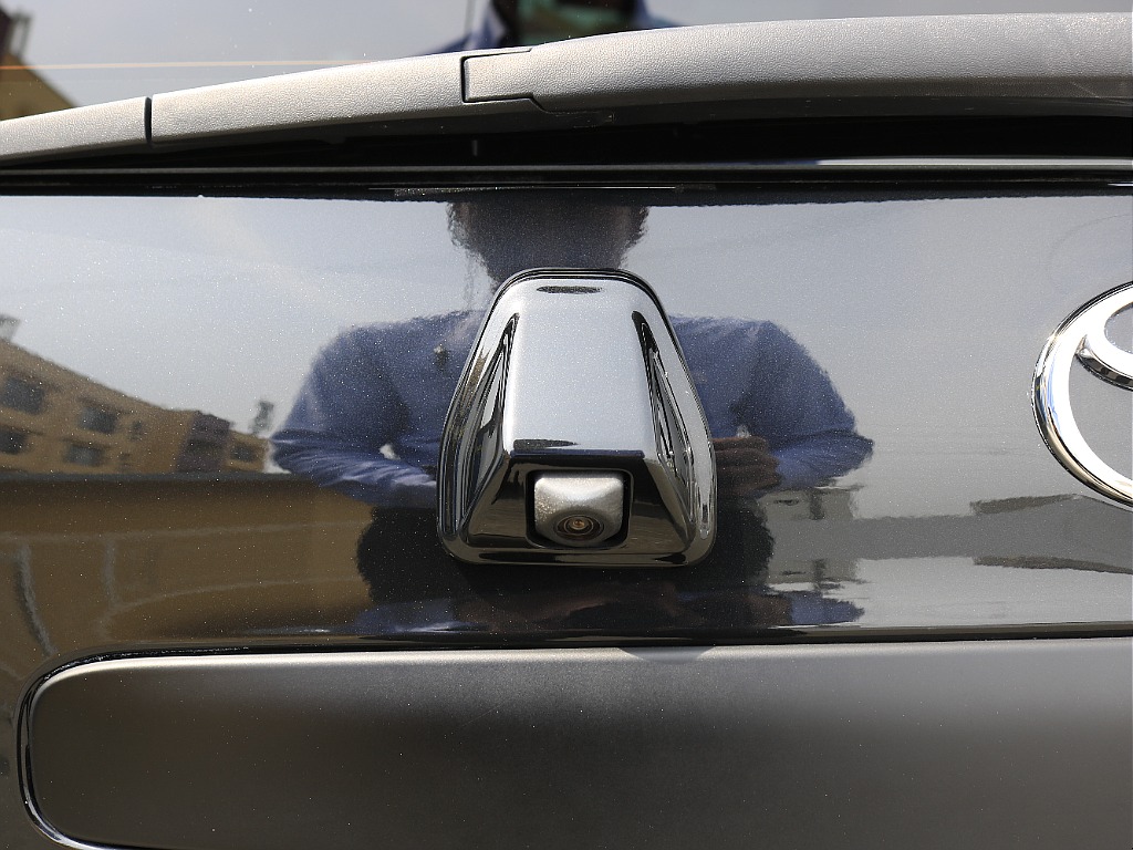 内外装、足回り、ナビと欲しい装備をパッケージングでコンプリートカスタム★もちろん追加カスタムもお任せください！どんなカスタムもお任せください！お客様のニーズに合わせたご提案をさせていただきます！