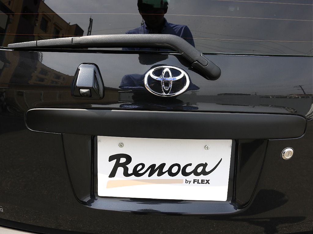 内外装、足回り、ナビと欲しい装備をパッケージングでコンプリートカスタム★もちろん追加カスタムもお任せください！どんなカスタムもお任せください！お客様のニーズに合わせたご提案をさせていただきます！