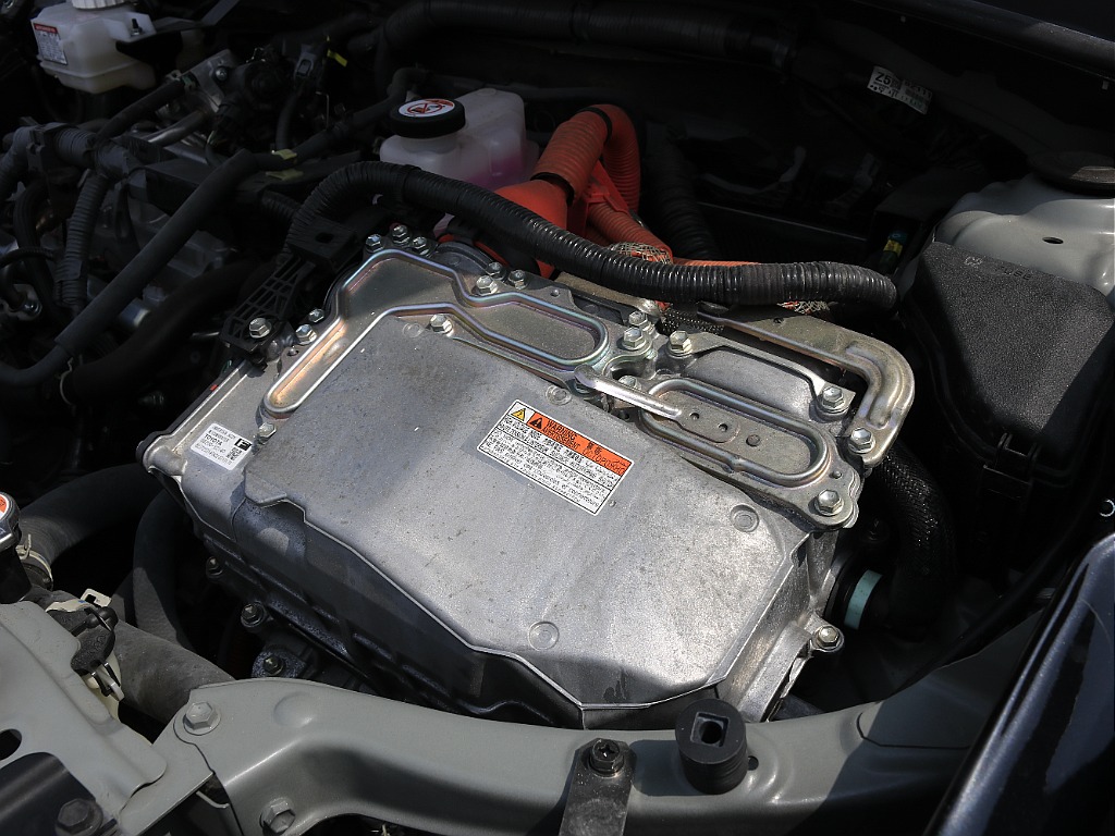 内外装、足回り、ナビと欲しい装備をパッケージングでコンプリートカスタム★もちろん追加カスタムもお任せください！どんなカスタムもお任せください！お客様のニーズに合わせたご提案をさせていただきます！