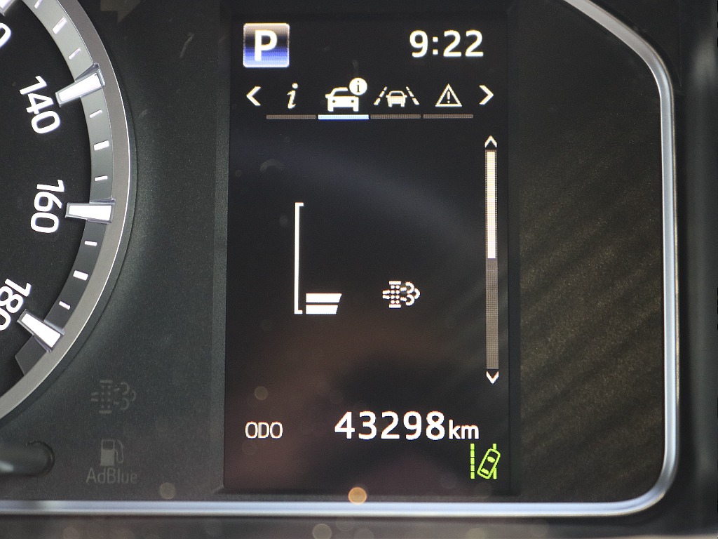 内外装、足回り、ナビと欲しい装備をパッケージングでコンプリートカスタム★もちろん追加カスタムもお任せください！どんなカスタムもお任せください！お客様のニーズに合わせたご提案をさせていただきます！