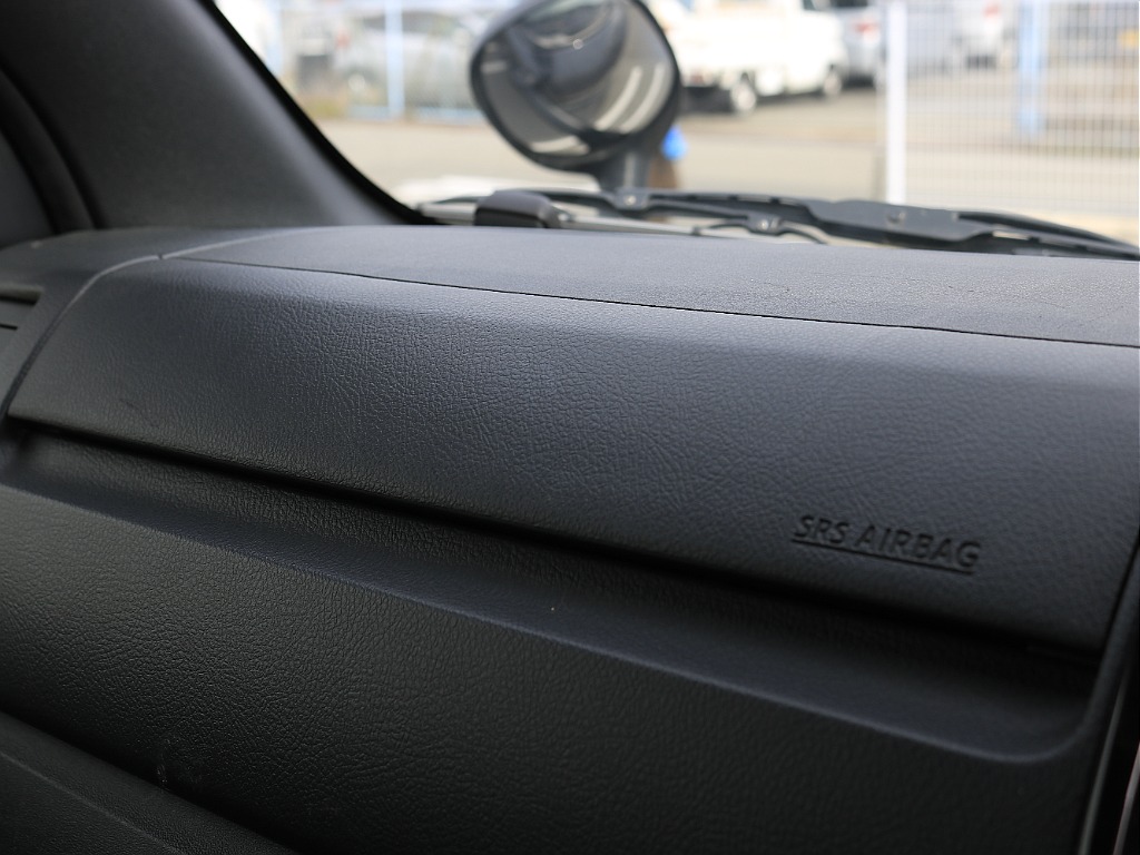 内外装、足回り、ナビと欲しい装備をパッケージングでコンプリートカスタム★もちろん追加カスタムもお任せください！どんなカスタムもお任せください！お客様のニーズに合わせたご提案をさせていただきます！