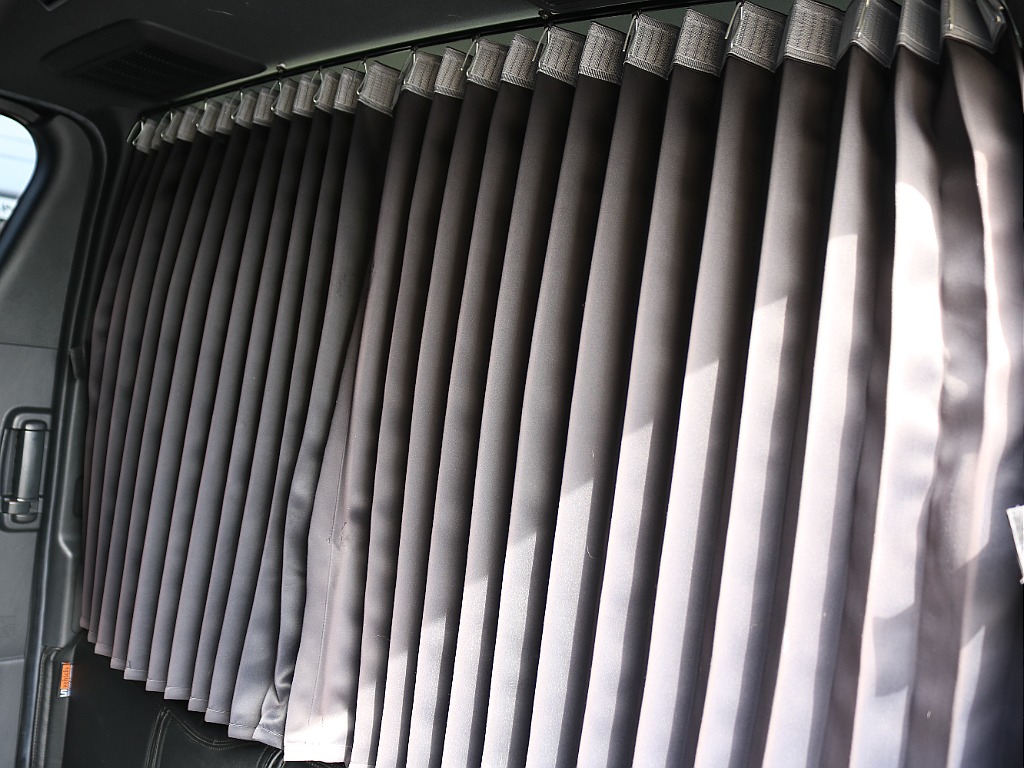 内外装、足回り、ナビと欲しい装備をパッケージングでコンプリートカスタム★もちろん追加カスタムもお任せください！どんなカスタムもお任せください！お客様のニーズに合わせたご提案をさせていただきます！