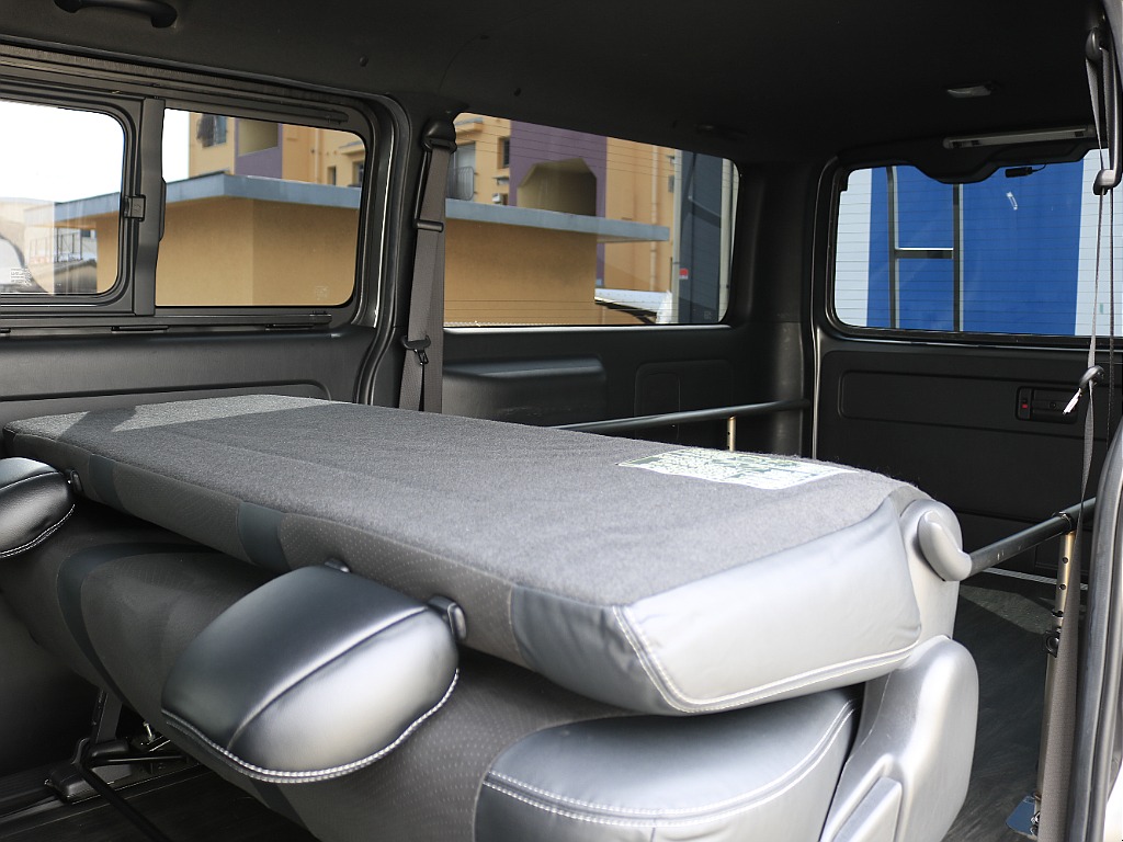 内外装、足回り、ナビと欲しい装備をパッケージングでコンプリートカスタム★もちろん追加カスタムもお任せください！どんなカスタムもお任せください！お客様のニーズに合わせたご提案をさせていただきます！