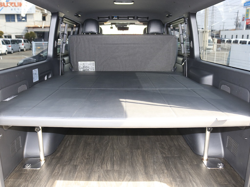 内外装、足回り、ナビと欲しい装備をパッケージングでコンプリートカスタム★もちろん追加カスタムもお任せください！どんなカスタムもお任せください！お客様のニーズに合わせたご提案をさせていただきます！