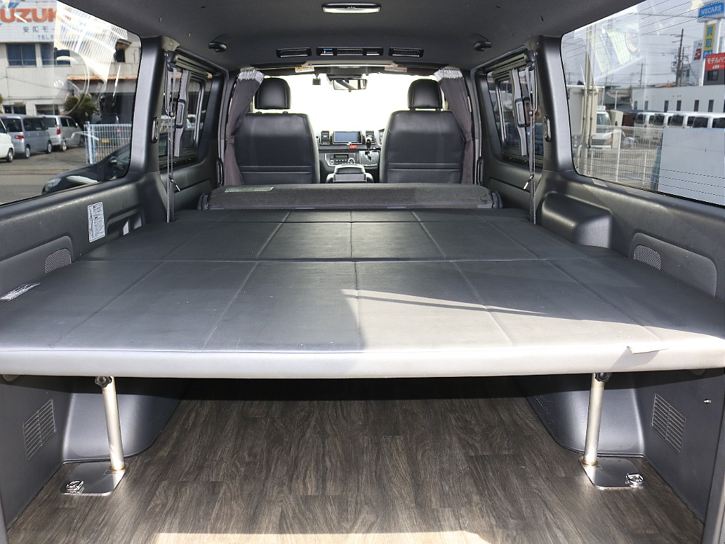 内外装、足回り、ナビと欲しい装備をパッケージングでコンプリートカスタム★もちろん追加カスタムもお任せください！どんなカスタムもお任せください！お客様のニーズに合わせたご提案をさせていただきます！