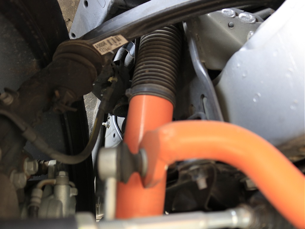 内外装、足回り、ナビと欲しい装備をパッケージングでコンプリートカスタム★もちろん追加カスタムもお任せください！どんなカスタムもお任せください！お客様のニーズに合わせたご提案をさせていただきます！