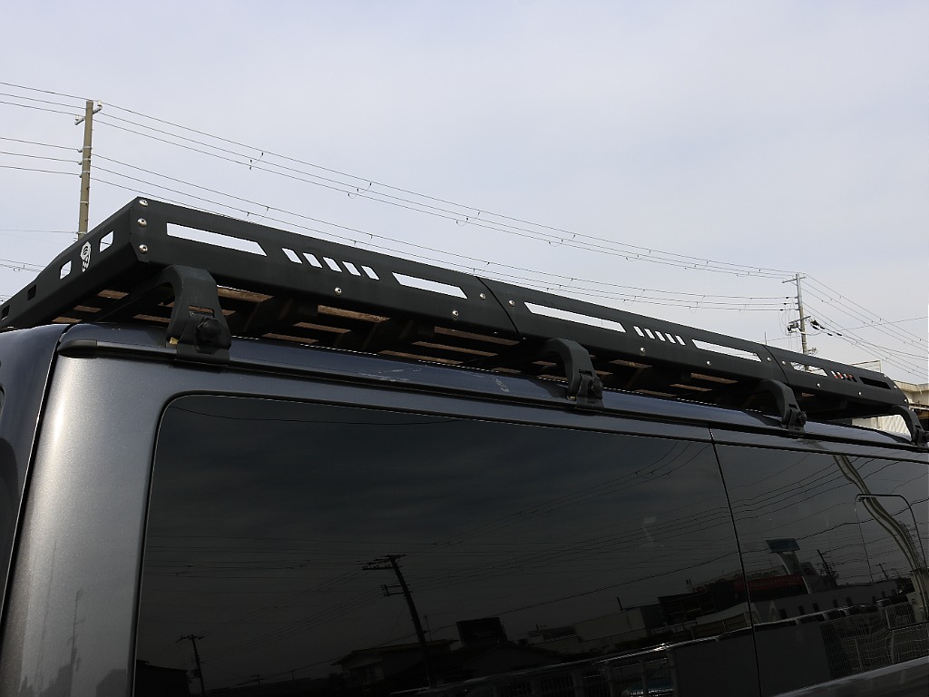 内外装、足回り、ナビと欲しい装備をパッケージングでコンプリートカスタム★もちろん追加カスタムもお任せください！どんなカスタムもお任せください！お客様のニーズに合わせたご提案をさせていただきます！