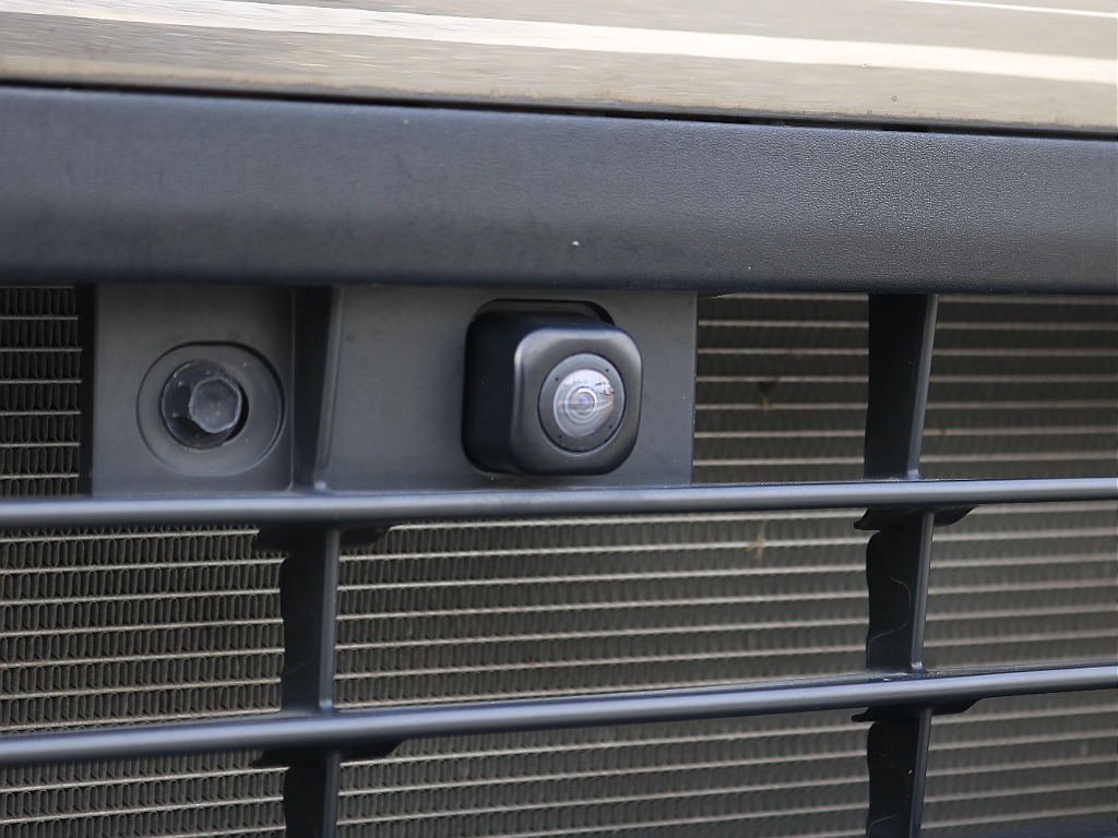 内外装、足回り、ナビと欲しい装備をパッケージングでコンプリートカスタム★もちろん追加カスタムもお任せください！どんなカスタムもお任せください！お客様のニーズに合わせたご提案をさせていただきます！