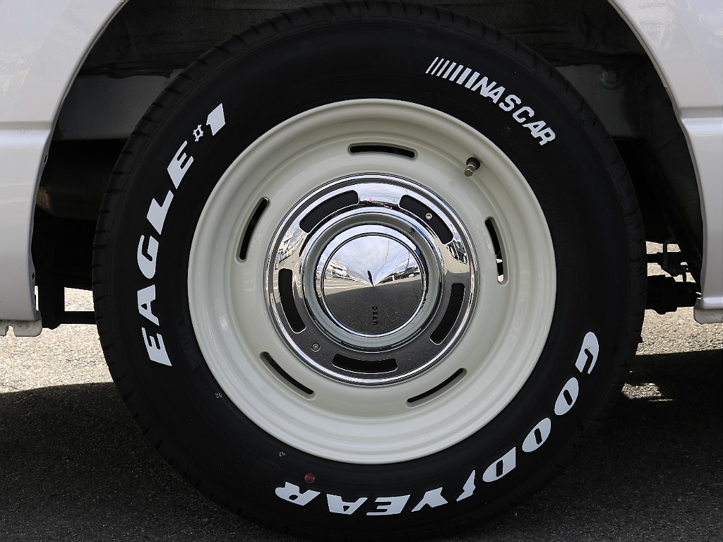 新品クロスカントリー１６インチアルミホイール