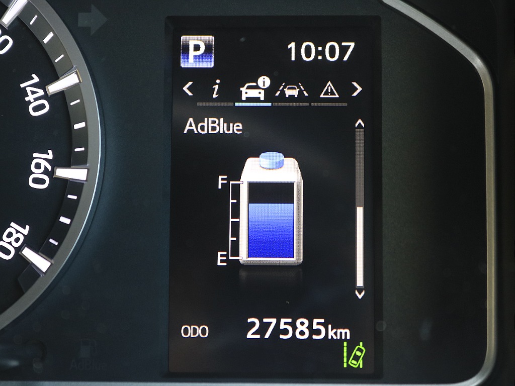 内外装、足回り、ナビと欲しい装備をパッケージングでコンプリートカスタム★もちろん追加カスタムもお任せください！どんなカスタムもお任せください！お客様のニーズに合わせたご提案をさせていただきます！