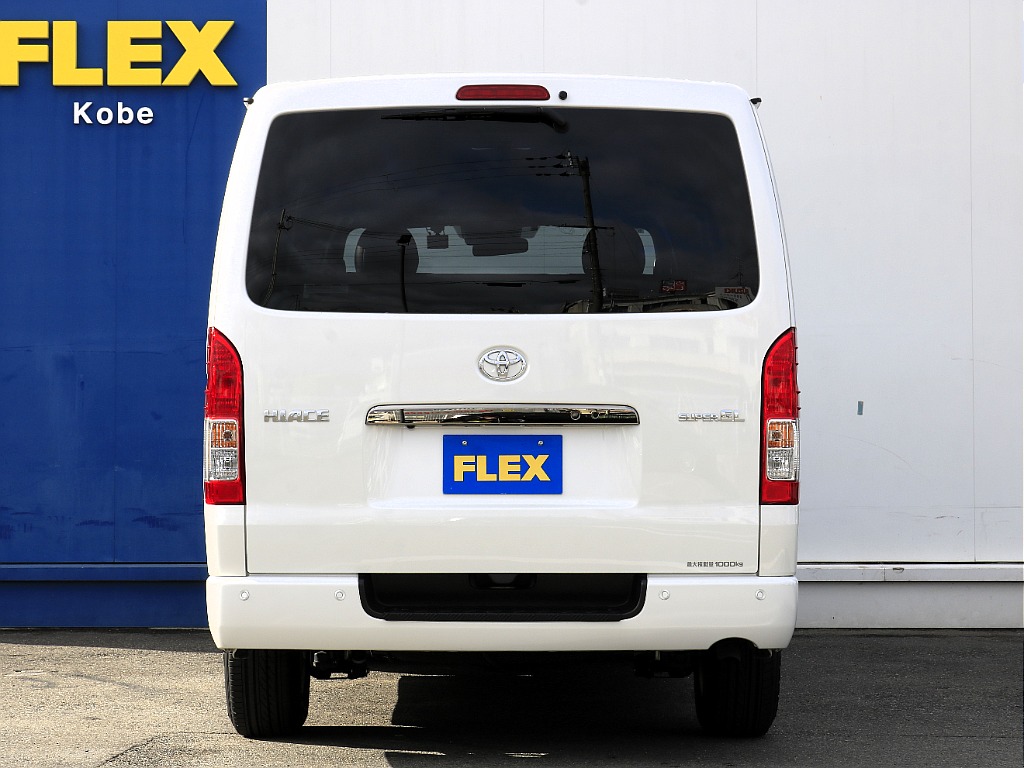 内外装、足回り、ナビと欲しい装備をパッケージングでコンプリートカスタム★もちろん追加カスタムもお任せください！どんなカスタムもお任せください！お客様のニーズに合わせたご提案をさせていただきます！