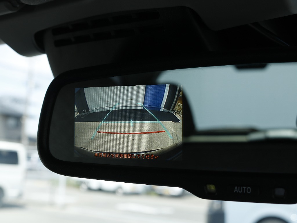 内外装、足回り、ナビと欲しい装備をパッケージングでコンプリートカスタム★もちろん追加カスタムもお任せください！どんなカスタムもお任せください！お客様のニーズに合わせたご提案をさせていただきます！