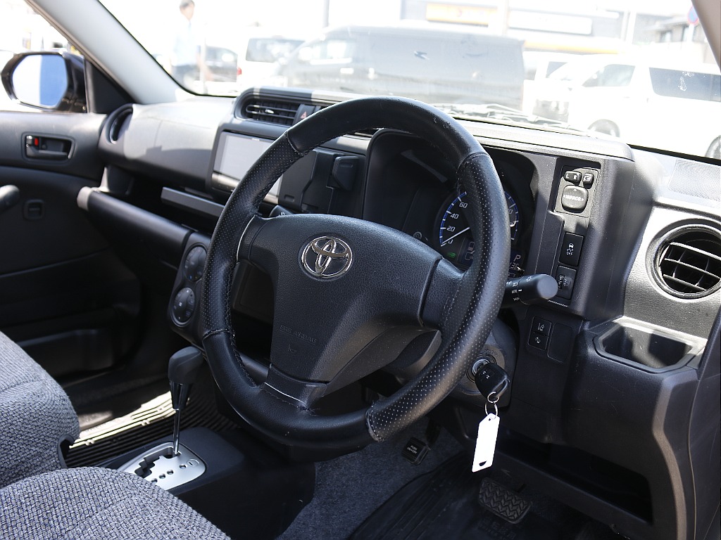 内外装、足回り、ナビと欲しい装備をパッケージングでコンプリートカスタム★もちろん追加カスタムもお任せください！どんなカスタムもお任せください！お客様のニーズに合わせたご提案をさせていただきます！