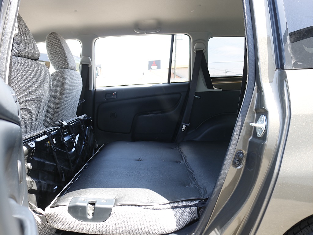 内外装、足回り、ナビと欲しい装備をパッケージングでコンプリートカスタム★もちろん追加カスタムもお任せください！どんなカスタムもお任せください！お客様のニーズに合わせたご提案をさせていただきます！