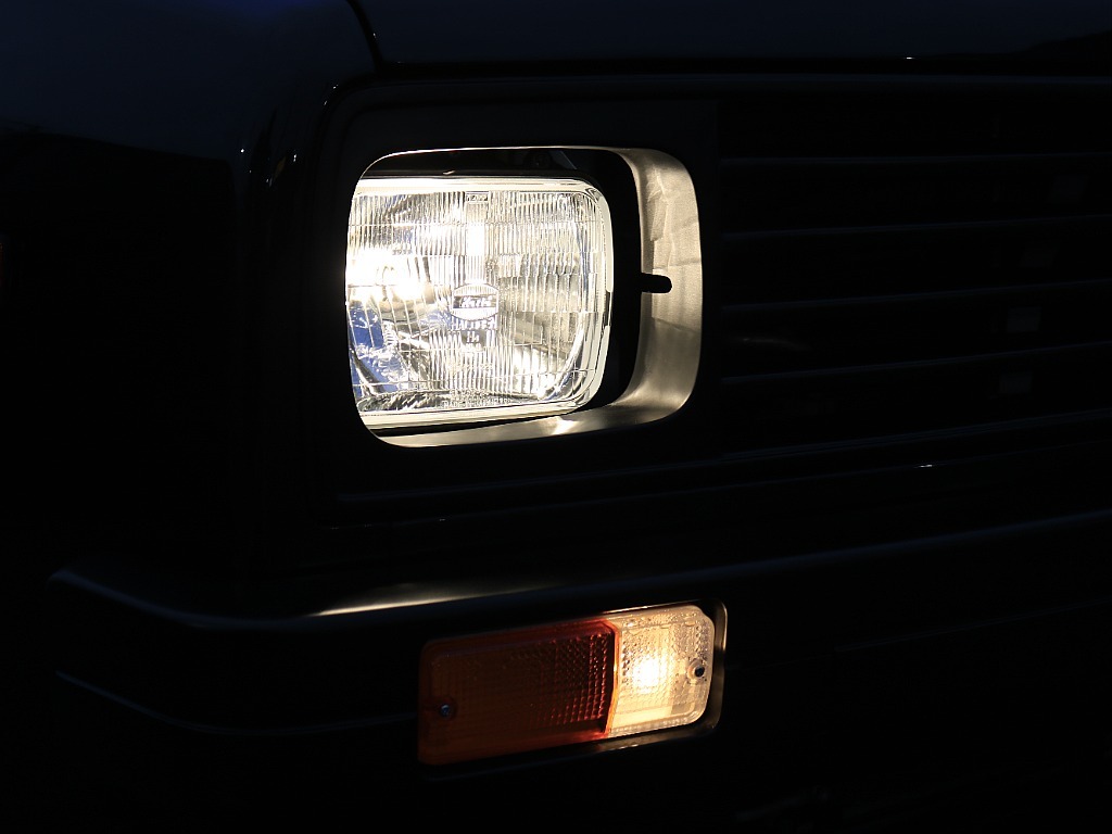 内外装、足回り、ナビと欲しい装備をパッケージングでコンプリートカスタム★もちろん追加カスタムもお任せください！どんなカスタムもお任せください！お客様のニーズに合わせたご提案をさせていただきます！