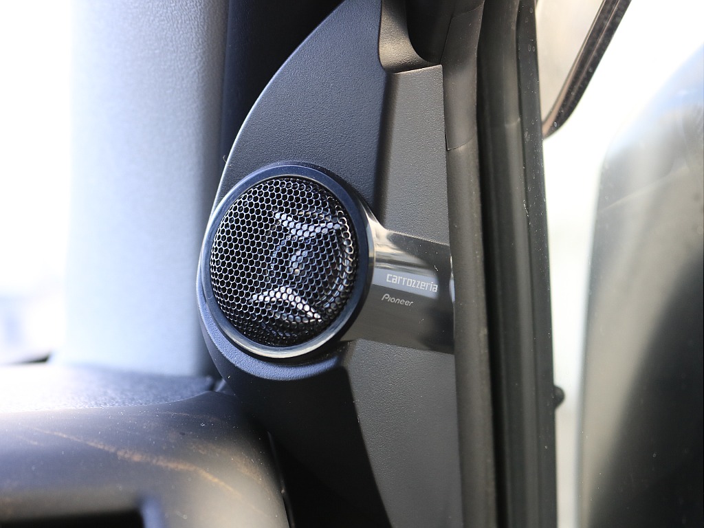 内外装、足回り、ナビと欲しい装備をパッケージングでコンプリートカスタム★もちろん追加カスタムもお任せください！どんなカスタムもお任せください！お客様のニーズに合わせたご提案をさせていただきます！