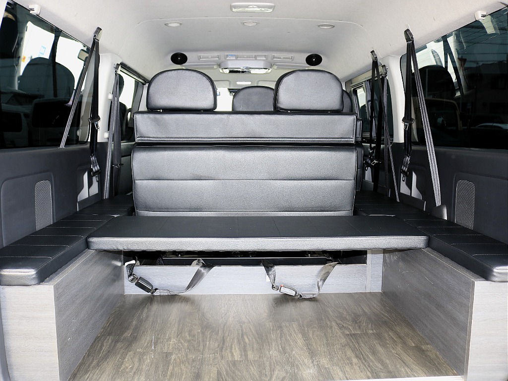 内外装、足回り、ナビと欲しい装備をパッケージングでコンプリートカスタム★もちろん追加カスタムもお任せください！どんなカスタムもお任せください！お客様のニーズに合わせたご提案をさせていただきます！