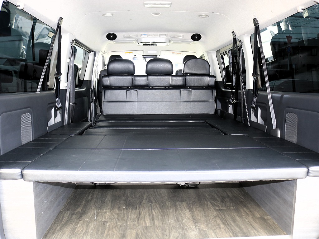 内外装、足回り、ナビと欲しい装備をパッケージングでコンプリートカスタム★もちろん追加カスタムもお任せください！どんなカスタムもお任せください！お客様のニーズに合わせたご提案をさせていただきます！