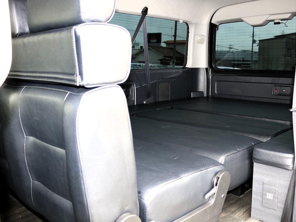 内外装、足回り、ナビと欲しい装備をパッケージングでコンプリートカスタム★もちろん追加カスタムもお任せください！どんなカスタムもお任せください！お客様のニーズに合わせたご提案をさせていただきます！