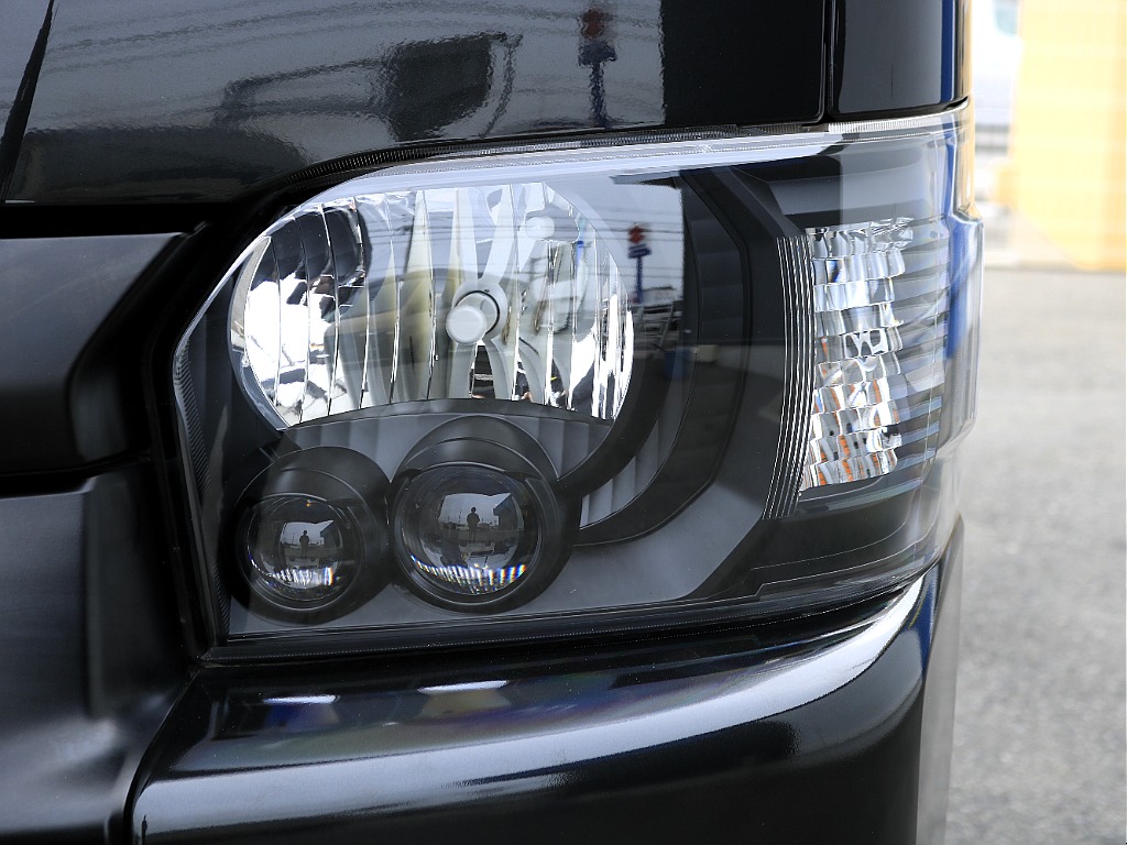 内外装、足回り、ナビと欲しい装備をパッケージングでコンプリートカスタム★もちろん追加カスタムもお任せください！どんなカスタムもお任せください！お客様のニーズに合わせたご提案をさせていただきます！