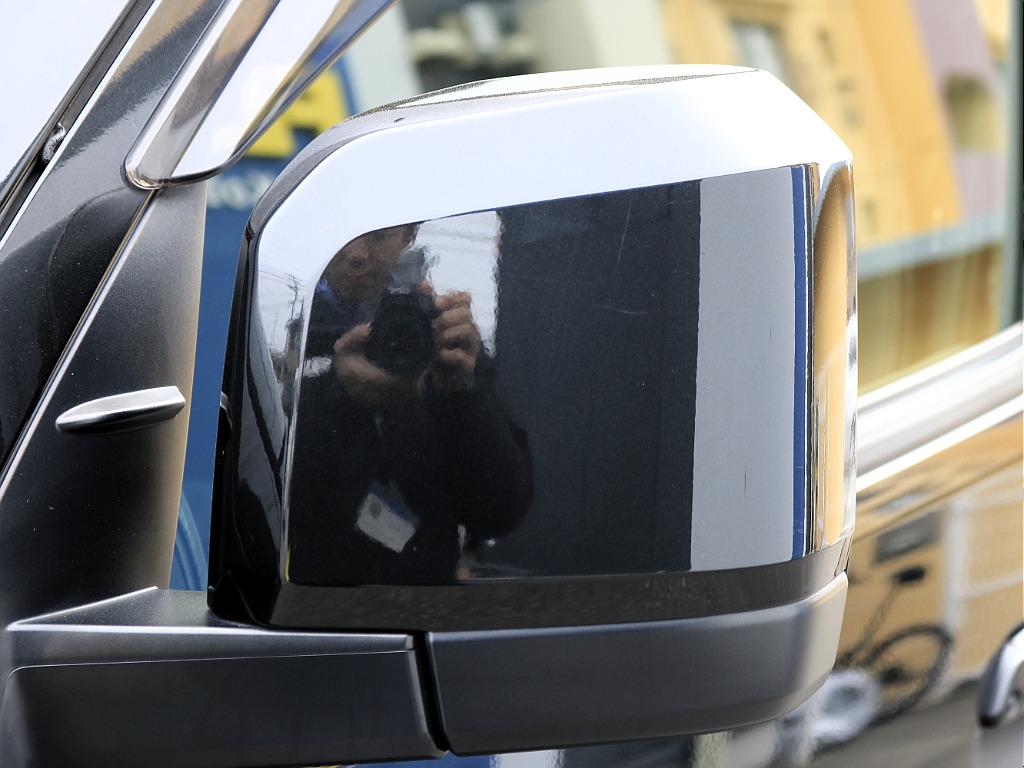 内外装、足回り、ナビと欲しい装備をパッケージングでコンプリートカスタム★もちろん追加カスタムもお任せください！どんなカスタムもお任せください！お客様のニーズに合わせたご提案をさせていただきます！