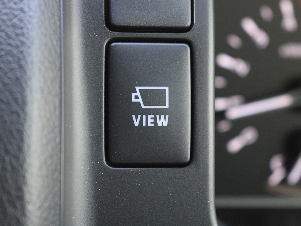 内外装、足回り、ナビと欲しい装備をパッケージングでコンプリートカスタム★もちろん追加カスタムもお任せください！どんなカスタムもお任せください！お客様のニーズに合わせたご提案をさせていただきます！