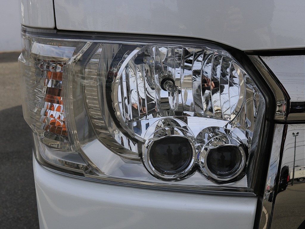 内外装、足回り、ナビと欲しい装備をパッケージングでコンプリートカスタム★もちろん追加カスタムもお任せください！どんなカスタムもお任せください！お客様のニーズに合わせたご提案をさせていただきます！