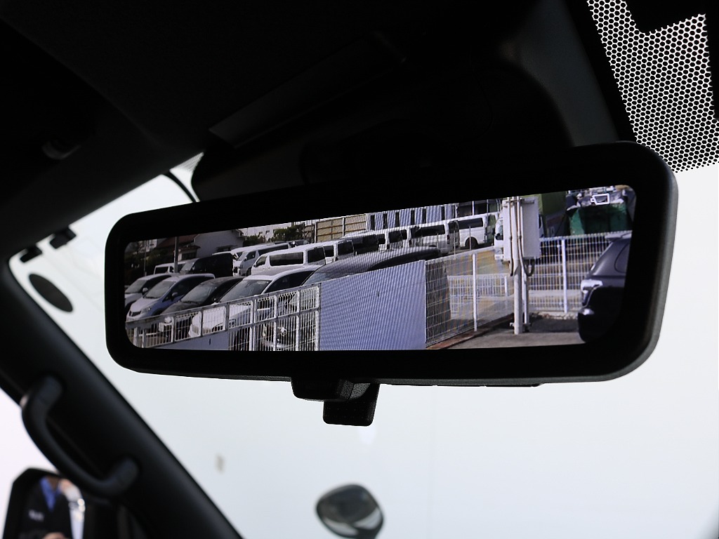 トヨタ ハイエースバン(3枚目)