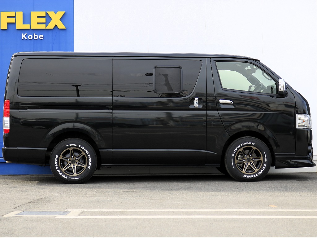 トヨタ ハイエースバン(8枚目)