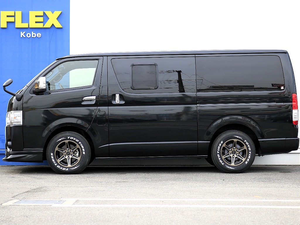 トヨタ ハイエースバン(9枚目)