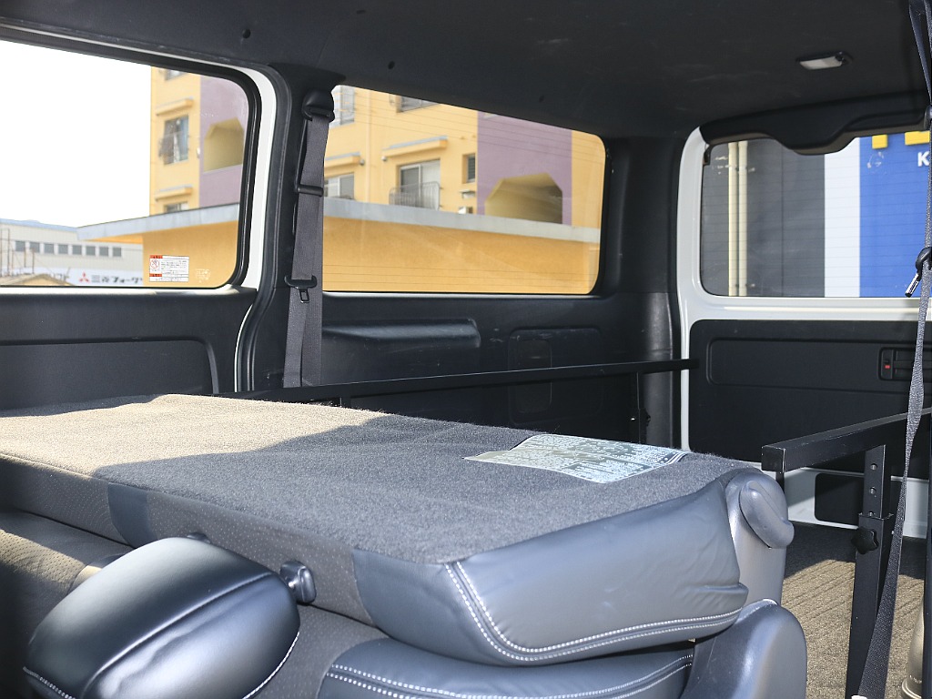 内外装、足回り、ナビと欲しい装備をパッケージングでコンプリートカスタム★もちろん追加カスタムもお任せください！どんなカスタムもお任せください！お客様のニーズに合わせたご提案をさせていただきます！