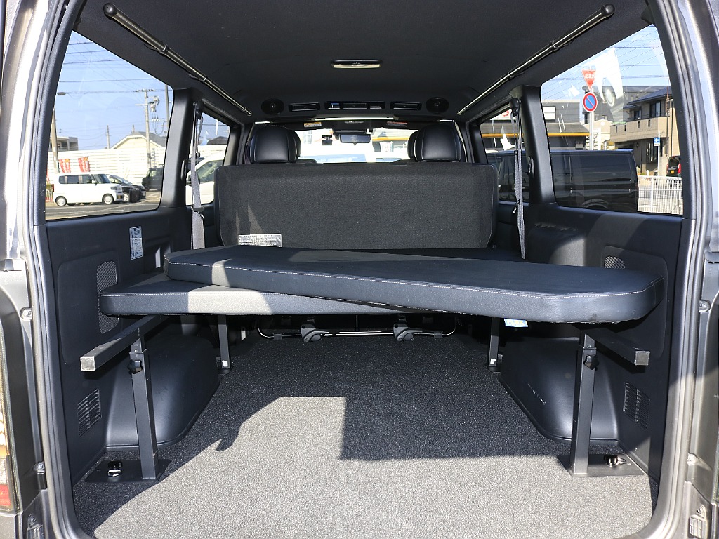 内外装、足回り、ナビと欲しい装備をパッケージングでコンプリートカスタム★もちろん追加カスタムもお任せください！どんなカスタムもお任せください！お客様のニーズに合わせたご提案をさせていただきます！