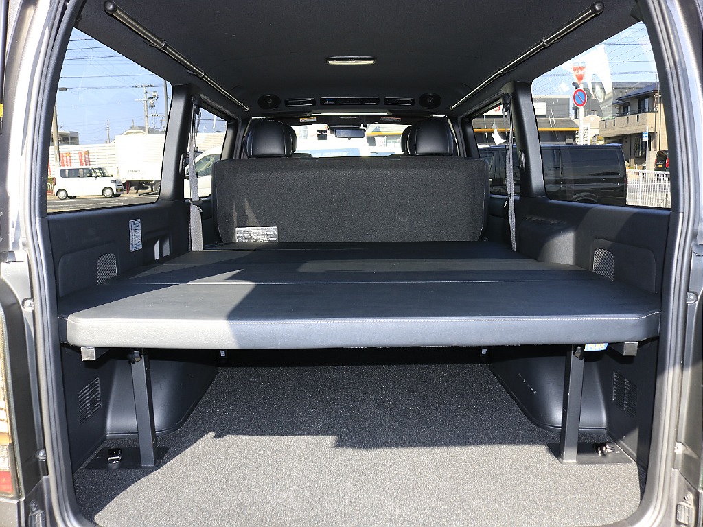 内外装、足回り、ナビと欲しい装備をパッケージングでコンプリートカスタム★もちろん追加カスタムもお任せください！どんなカスタムもお任せください！お客様のニーズに合わせたご提案をさせていただきます！