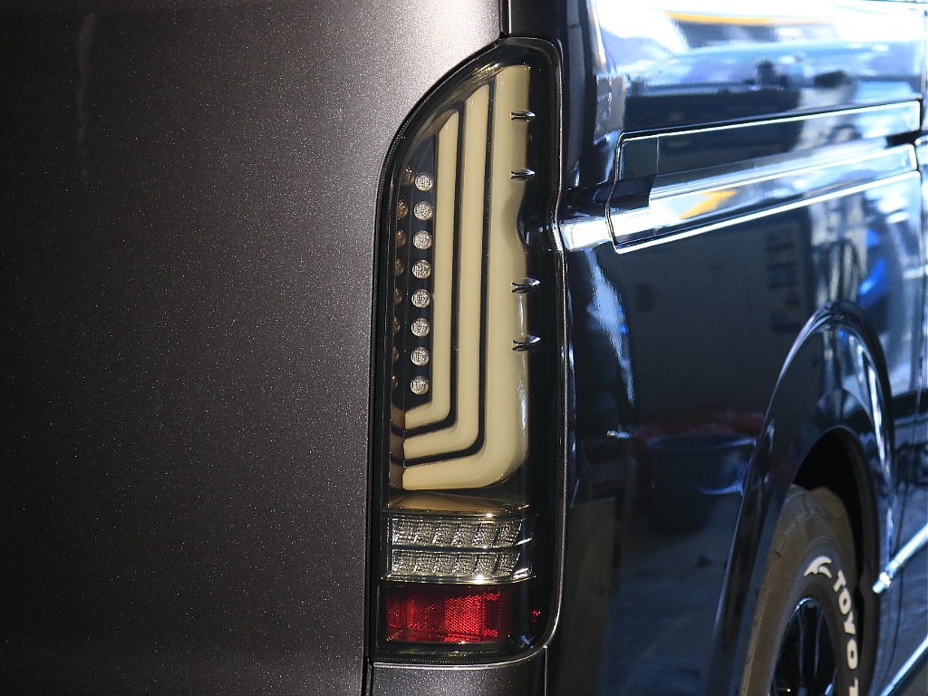 内外装、足回り、ナビと欲しい装備をパッケージングでコンプリートカスタム★もちろん追加カスタムもお任せください！どんなカスタムもお任せください！お客様のニーズに合わせたご提案をさせていただきます！