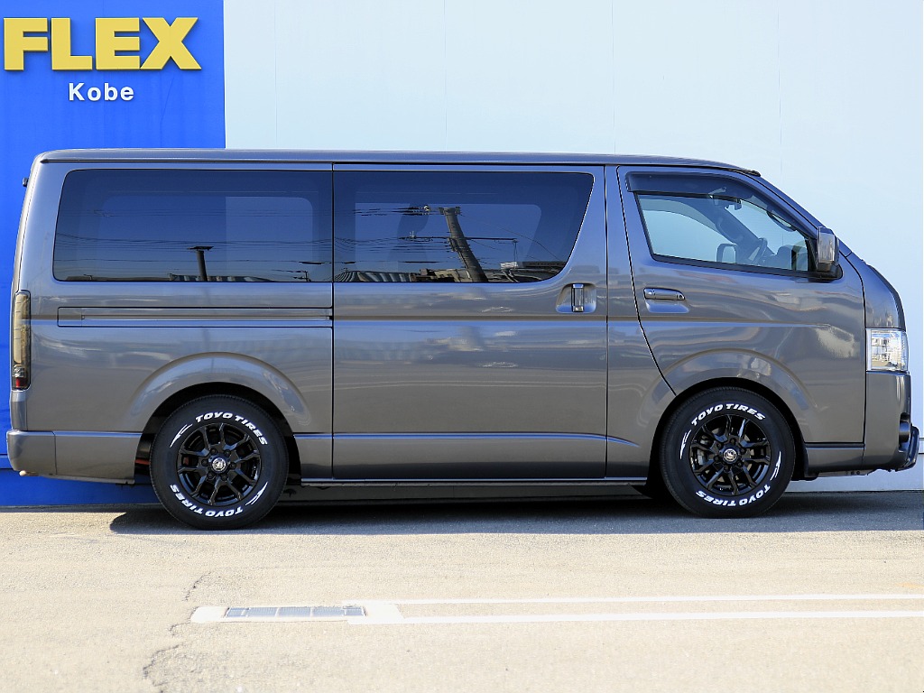 内外装、足回り、ナビと欲しい装備をパッケージングでコンプリートカスタム★もちろん追加カスタムもお任せください！どんなカスタムもお任せください！お客様のニーズに合わせたご提案をさせていただきます！