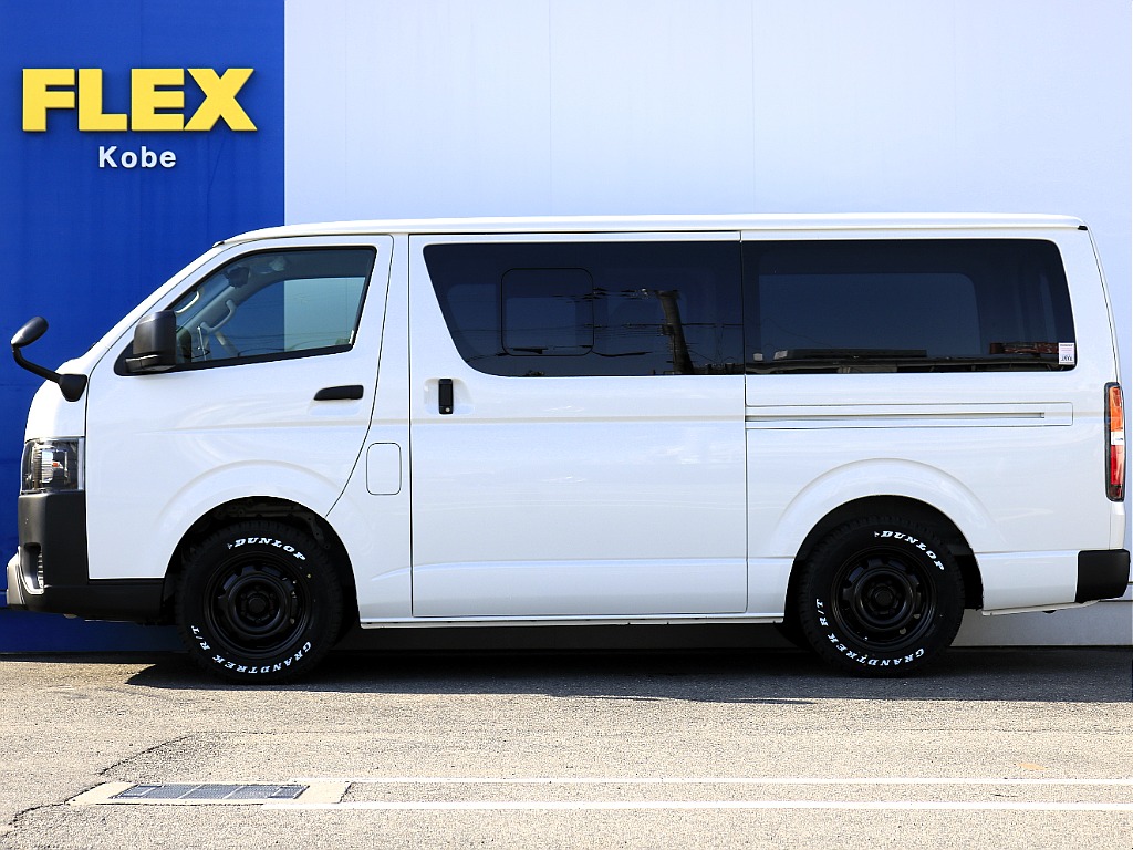 内外装、足回り、ナビと欲しい装備をパッケージングでコンプリートカスタム★もちろん追加カスタムもお任せください！どんなカスタムもお任せください！お客様のニーズに合わせたご提案をさせていただきます！