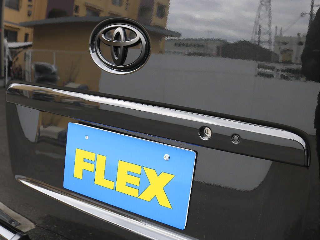 内外装、足回り、ナビと欲しい装備をパッケージングでコンプリートカスタム★もちろん追加カスタムもお任せください！どんなカスタムもお任せください！お客様のニーズに合わせたご提案をさせていただきます！