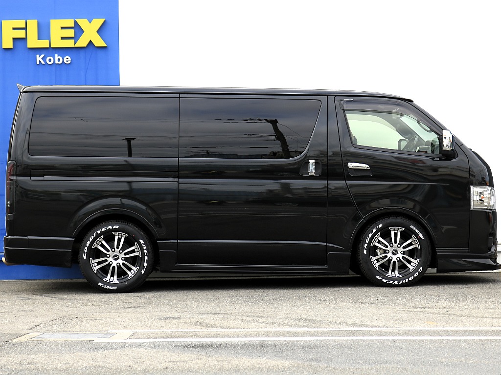 内外装、足回り、ナビと欲しい装備をパッケージングでコンプリートカスタム★もちろん追加カスタムもお任せください！どんなカスタムもお任せください！お客様のニーズに合わせたご提案をさせていただきます！