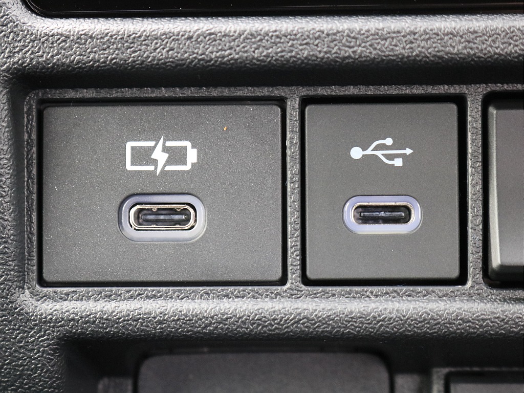 トヨタ ハイエースバン(23枚目)